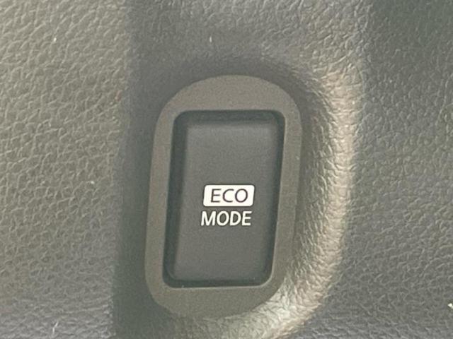 キューブ 15X Vセレクション 新品タイヤ/社外 SDナビ/Bluetooth接続/ETC/EBD付ABS/バックモニター/フルセグTV/DVD/エアバッグ 運転席/エアバッグ 助手席/パワーウインドウ/エンジンスタートボタン(29枚目)