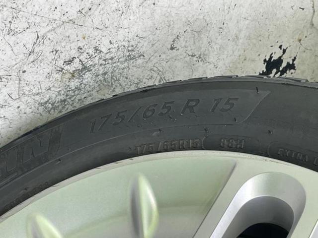 キューブ 15X Vセレクション 新品タイヤ/社外 SDナビ/Bluetooth接続/ETC/EBD付ABS/バックモニター/フルセグTV/DVD/エアバッグ 運転席/エアバッグ 助手席/パワーウインドウ/エンジンスタートボタン(50枚目)