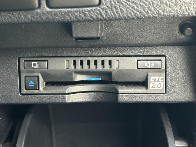 アルファード ２．５Ｓ　Ｃパッケージ　純正９型ナビ　純正１２．１インチフリップダウンモニター　三眼ＬＥＤヘッドライト　レーダークルーズコントロール　両側パワースライド　衝突軽減ブレーキ　ＣＤ／ＤＶＤ　ステアリングヒーター　ＴＶキャンセラー（46枚目）