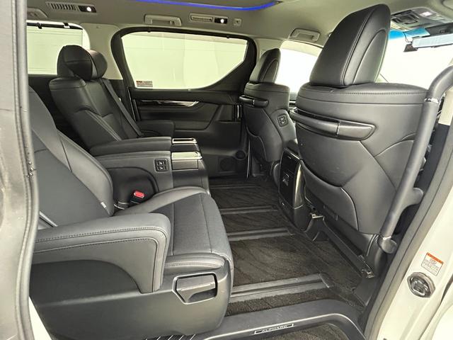 アルファード ２．５Ｓ　Ｃパッケージ　純正９型ナビ　純正１２．１インチフリップダウンモニター　三眼ＬＥＤヘッドライト　レーダークルーズコントロール　両側パワースライド　衝突軽減ブレーキ　ＣＤ／ＤＶＤ　ステアリングヒーター　ＴＶキャンセラー（53枚目）