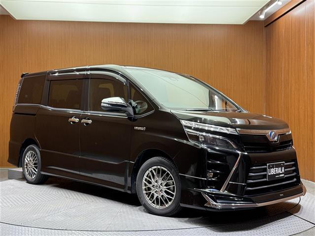 ヴォクシー ハイブリッドZS 煌 ワンオーナー 純正SDナビ バックカメラ フルセグテレビ CD/DVD/SD再生 Bluetooth接続 純正フリップダウンモニター ビルトインETC モデリスタエアロ 純正アルミホイール(33枚目)