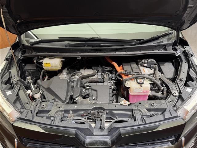 ヴォクシー ハイブリッドZS 煌 ワンオーナー 純正SDナビ バックカメラ フルセグテレビ CD/DVD/SD再生 Bluetooth接続 純正フリップダウンモニター ビルトインETC モデリスタエアロ 純正アルミホイール(40枚目)