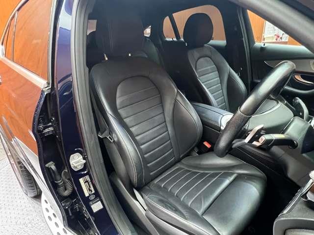 GLC d 4マチック クーペ スポーツ 本革 パノラマSR Burmesterサウンド 黒革シート ACC ナビ TV 360°Bluetooth接続 HUD シートヒーター 電動リアゲート アクティブパーキング アンビエントライト 衝突軽減B(3枚目)