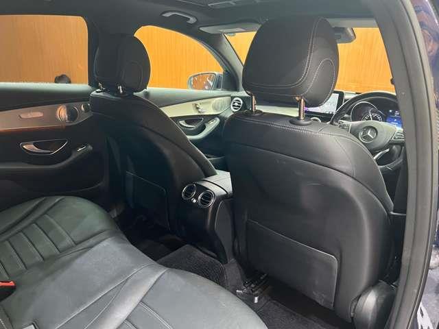 GLC d 4マチック クーペ スポーツ 本革 パノラマSR Burmesterサウンド 黒革シート ACC ナビ TV 360°Bluetooth接続 HUD シートヒーター 電動リアゲート アクティブパーキング アンビエントライト 衝突軽減B(5枚目)