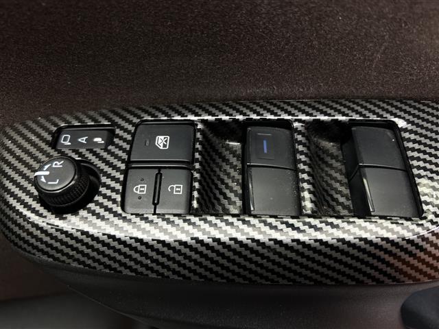 ヤリスクロス ハイブリッドZ 純正ディスプレイオーディオ バックカメラ アラウンドビューモニター BSM デジタルインナーミラー フルセグテレビ Bluetooth ETC パワーバックドア モデリスタエアロ 社外アルミホイール(22枚目)