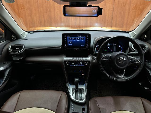 ヤリスクロス ハイブリッドZ 純正ディスプレイオーディオ バックカメラ アラウンドビューモニター BSM デジタルインナーミラー フルセグテレビ Bluetooth ETC パワーバックドア モデリスタエアロ 社外アルミホイール(42枚目)