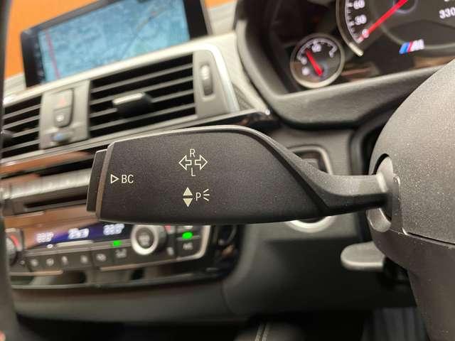 Ｍ４ Ｍ４クーペ　コンペティション　衝突軽減Ｂ　ＨＵＤ　白レザーシート　シートＨ　ｈａｒｍａｎ／ｋａｒｄｏｎ　バックカメラ　純正２０ＡＷ（26枚目）