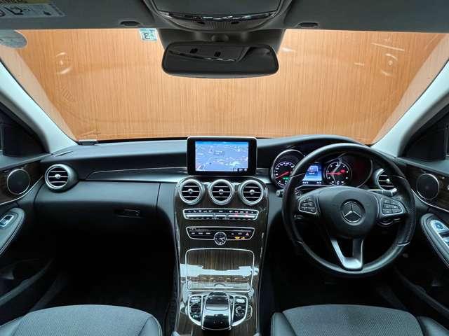 Ｃ２２０ｄ　ステーションワゴン　アバンギャルド　ＲＳＰ　純正ナビ　バックカメラ　ＡＣＣ　ＢＳＭ　半革　シートヒーター　パワーシート　電動リアゲート　ＬＥＤヘッドライト　オートライト　ＰＤＣ　純正１７インチＡＷ(4枚目)