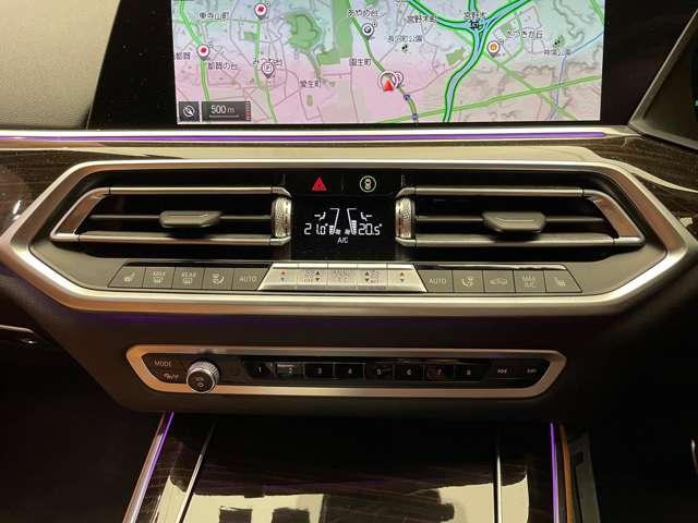 ｘＤｒｉｖｅ　３５ｄ　Ｍスポーツ　ＡＣＣ　茶革シート　パノラマＳＲ　２１インチＡＷ　ナビ　ＴＶ　３６０°カメラ　前後シートヒーター　ＨＵＤ　電動リアゲート　衝突軽減ブレーキ　ブラインドスポット　ＬＥＤヘッドライト　ディスプレイキー(13枚目)