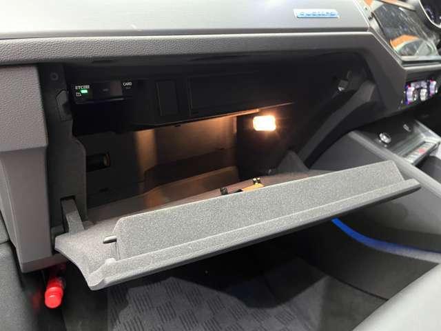 Ｑ３ ３５ＴＤＩクワトロ　Ｓライン　ＡＣＣ　黒革　ベーシックＰＫＧ　アシスタンスＰＫＧ　ナビ　３６０°カメラ　ＬＥＤヘッドライト　電動リアゲート　シートヒーター　衝突軽減ブレーキ　レーンキープ　ＥＴＣ　ドラレコ（37枚目）