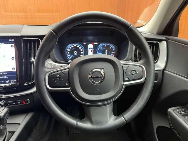 ＸＣ６０ Ｄ４　ＡＷＤ　モーメンタム　ＡＣＣ　ナビ　ＴＶ　３６０°カメラ　衝突軽減ブレーキ　ＢＳＭ　パーキングアシスト　レーンキープ　シートヒーター　電動シート　ドラレコ　ＥＴＣ　電動リアゲート　ＬＥＤヘッドライト（18枚目）