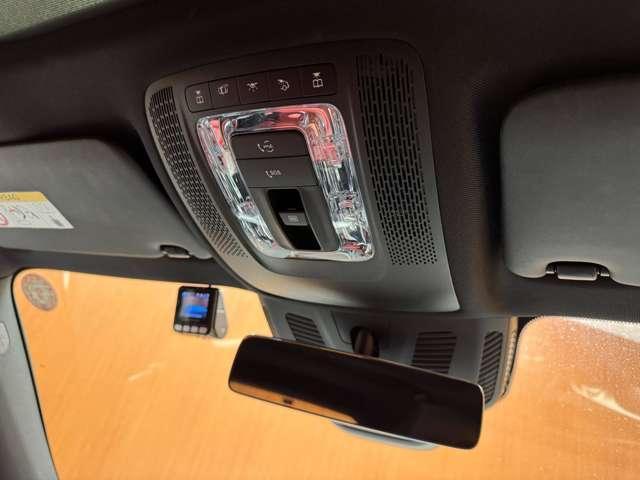 ＧＬＢ ＧＬＢ２００ｄ　４マチック　ＡＭＧライン　パノラマＳＲ　ＡＭＧレザーＥＸＣ　アドバンスドＰＫＧ　１オーナー　純正ナビ　３６０°ＡＣＣ　ＨＵＤ　ＢＳＭ　シートヒーター　パワーシート　ＬＥＤヘッドライト　ハイビームアシスト　アンビエントライト（35枚目）