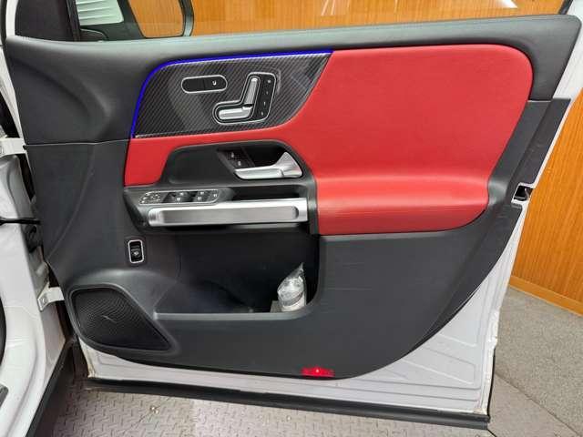 ＧＬＢ ＧＬＢ２００ｄ　４マチック　ＡＭＧライン　パノラマＳＲ　ＡＭＧレザーＥＸＣ　アドバンスドＰＫＧ　１オーナー　純正ナビ　３６０°ＡＣＣ　ＨＵＤ　ＢＳＭ　シートヒーター　パワーシート　ＬＥＤヘッドライト　ハイビームアシスト　アンビエントライト（50枚目）