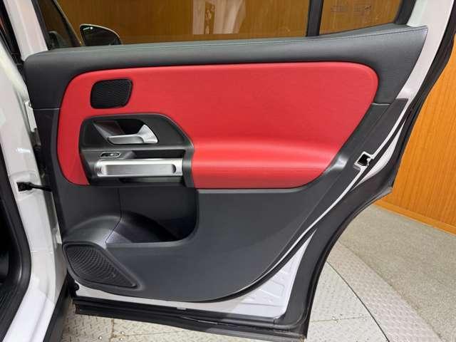 ＧＬＢ ＧＬＢ２００ｄ　４マチック　ＡＭＧライン　パノラマＳＲ　ＡＭＧレザーＥＸＣ　アドバンスドＰＫＧ　１オーナー　純正ナビ　３６０°ＡＣＣ　ＨＵＤ　ＢＳＭ　シートヒーター　パワーシート　ＬＥＤヘッドライト　ハイビームアシスト　アンビエントライト（52枚目）