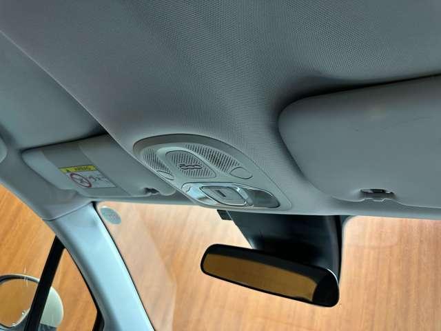 ５００Ｘ ラウンジ　限定車　ＡＣＣ　黒革シート　ディスプレイオーディオ　バックカメラ　Ｂｌｕｅｔｏｏｔｈ接続　オートライト　シートヒーター　電動シート　ＨＩＤヘッドライト　衝突軽減ブレーキ　ＢＳＭ　ＬＫＡ　ＥＴＣ　禁煙車（25枚目）