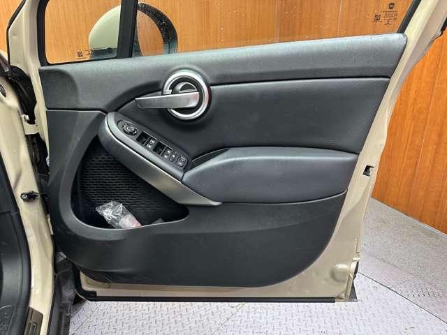 ５００Ｘ ラウンジ　限定車　ＡＣＣ　黒革シート　ディスプレイオーディオ　バックカメラ　Ｂｌｕｅｔｏｏｔｈ接続　オートライト　シートヒーター　電動シート　ＨＩＤヘッドライト　衝突軽減ブレーキ　ＢＳＭ　ＬＫＡ　ＥＴＣ　禁煙車（35枚目）