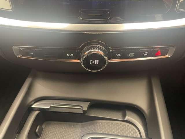 Ｖ６０ Ｔ５　モメンタム　１オーナー　純正ナビ　バックカメラ　ＡＣＣ　黒革　パワーシート　ＢＬＩＳ　自動駐車　レーンキーピングエイド　ＬＥＤヘッドライト　オートライト　電動リアゲート　ドライブレコーダー　ＥＴＣ（15枚目）