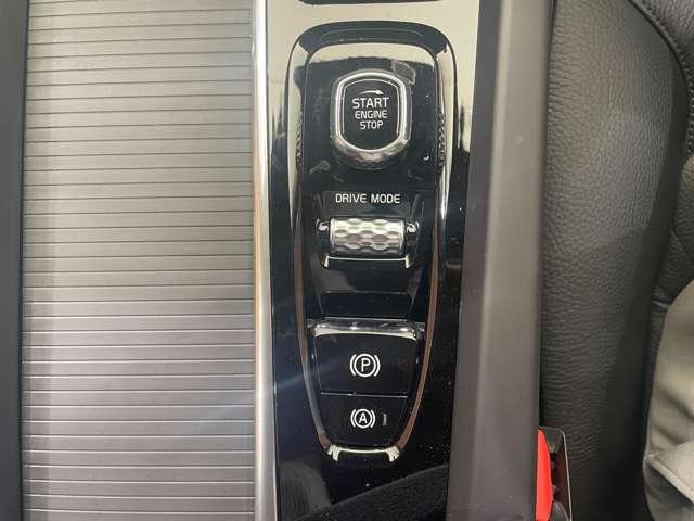 Ｖ６０ Ｔ５　モメンタム　１オーナー　純正ナビ　バックカメラ　ＡＣＣ　黒革　パワーシート　ＢＬＩＳ　自動駐車　レーンキーピングエイド　ＬＥＤヘッドライト　オートライト　電動リアゲート　ドライブレコーダー　ＥＴＣ（19枚目）