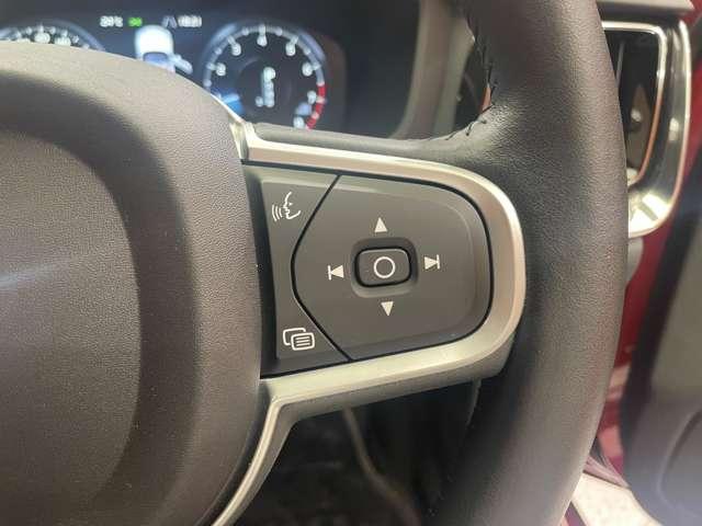 Ｖ６０ Ｔ５　モメンタム　１オーナー　純正ナビ　バックカメラ　ＡＣＣ　黒革　パワーシート　ＢＬＩＳ　自動駐車　レーンキーピングエイド　ＬＥＤヘッドライト　オートライト　電動リアゲート　ドライブレコーダー　ＥＴＣ（24枚目）