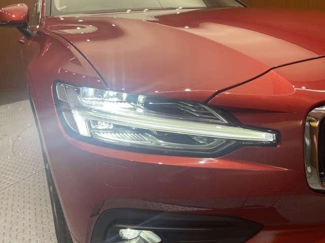 Ｖ６０ Ｔ５　モメンタム　１オーナー　純正ナビ　バックカメラ　ＡＣＣ　黒革　パワーシート　ＢＬＩＳ　自動駐車　レーンキーピングエイド　ＬＥＤヘッドライト　オートライト　電動リアゲート　ドライブレコーダー　ＥＴＣ（61枚目）