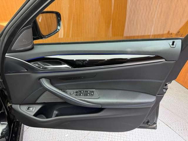 ５シリーズ ５２３ｄツーリングエディションミションインポッシブル　特別仕様車　純正ナビ　３６０°カメラ　ＡＣＣ　ＢＳＭ　アンビエントライト　ＬＥＤヘッドライト　オートライト　アンビエントライト　パーキングアシスト　ｈ／ｋサウンド　電動リアゲート　パドルシフト（41枚目）