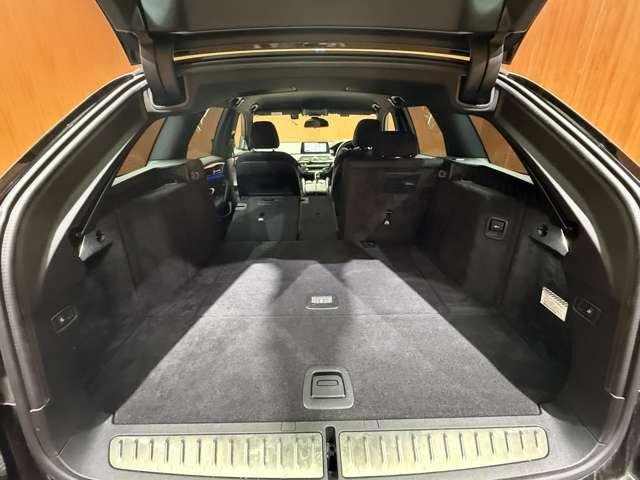５シリーズ ５２３ｄツーリングエディションミションインポッシブル　特別仕様車　純正ナビ　３６０°カメラ　ＡＣＣ　ＢＳＭ　アンビエントライト　ＬＥＤヘッドライト　オートライト　アンビエントライト　パーキングアシスト　ｈ／ｋサウンド　電動リアゲート　パドルシフト（46枚目）