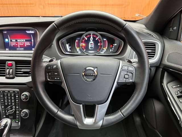 Ｖ４０ Ｄ４　ダイナミックエディション　ＡＣＣ　ＢＬＩＳ　純正ナビ　バックカメラ　メモリーパワーシート　ドライブレコーダー　ＬＥＤヘッドライト　オートライト　純正１８インチＡＷ　レーンキープアシスト　リアＰＤＣ　衝突軽減Ｂ　ＥＴＣ（19枚目）