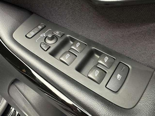 Ｖ４０ Ｄ４　ダイナミックエディション　ＡＣＣ　ＢＬＩＳ　純正ナビ　バックカメラ　メモリーパワーシート　ドライブレコーダー　ＬＥＤヘッドライト　オートライト　純正１８インチＡＷ　レーンキープアシスト　リアＰＤＣ　衝突軽減Ｂ　ＥＴＣ（27枚目）