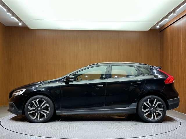 Ｖ４０ Ｄ４　ダイナミックエディション　ＡＣＣ　ＢＬＩＳ　純正ナビ　バックカメラ　メモリーパワーシート　ドライブレコーダー　ＬＥＤヘッドライト　オートライト　純正１８インチＡＷ　レーンキープアシスト　リアＰＤＣ　衝突軽減Ｂ　ＥＴＣ（42枚目）
