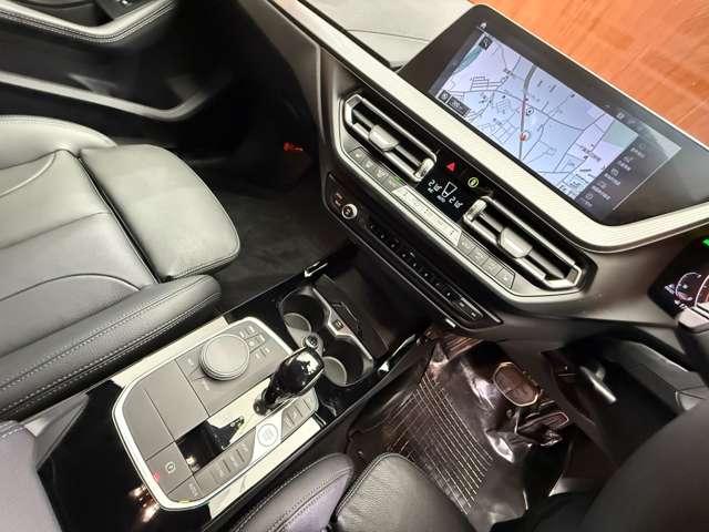 ２シリーズ ２１８ｄグランクーペ　Ｍスポーツ　プラスパッケージ　パノラマＳＲ　１オーナー　純正ナビ　バックカメラ　ダコタレザー　シートヒーター　パワーシート　ＡＣＣ　ＢＳＭ　ＬＥＤヘッドライト　オートライト　パーキングアシスト　ＥＴＣ（14枚目）