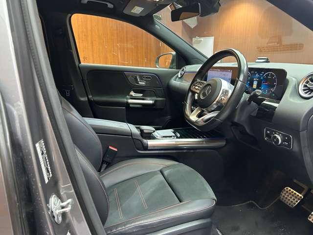 ＧＬＡクラス ＧＬＡ２００ｄ　４マチック　ＡＭＧライン　１オーナー　ＲＳＰ　純正ナビ　３６０°カメラ　ＡＣＣ　ＢＳＭ　ハーフレザーシート　シートヒーター　パワーシート　ＬＥＤヘッドライト　ハイビームアシスト　アンビエントライト　電動リアゲート　ドラレコ（5枚目）