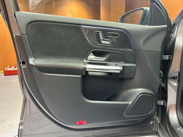 ＧＬＡクラス ＧＬＡ２００ｄ　４マチック　ＡＭＧライン　１オーナー　ＲＳＰ　純正ナビ　３６０°カメラ　ＡＣＣ　ＢＳＭ　ハーフレザーシート　シートヒーター　パワーシート　ＬＥＤヘッドライト　ハイビームアシスト　アンビエントライト　電動リアゲート　ドラレコ（45枚目）