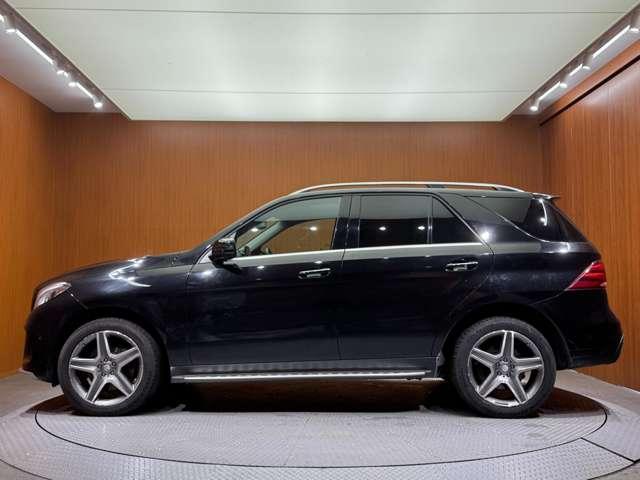 ＧＬＥ ＧＬＥ３５０ｄ　４マチックスポーツ　パノラマＳＲ　純正ナビ　３６０°カメラ　ＡＣＣ　ＢＳＭ　黒革　シートヒーター　パワーシート　ｈ／ｋサウンド　ＬＥＤヘッドライト　オートライト　電動リアゲート　レーンキーピングアシスト　ＥＴＣ（57枚目）
