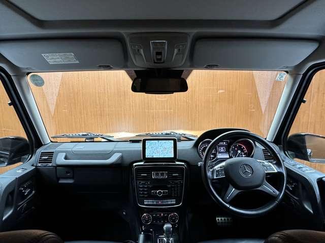 Ｇクラス Ｇ３５０　ブルーテック　ラグジュアリーＰＫＧ　ＳＲ　１オーナー　純正ナビ　バックカメラ　ＡＣＣ　黒革　シートヒーター　メモリーパワーシート　ｈ／ｋサウンド　ＢＳＭ　キセノンヘッドライト　オートライト　純正１８インチＡＷ（4枚目）