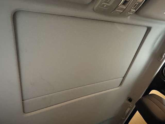 Ｇクラス Ｇ３５０　ブルーテック　ラグジュアリーＰＫＧ　ＳＲ　１オーナー　純正ナビ　バックカメラ　ＡＣＣ　黒革　シートヒーター　メモリーパワーシート　ｈ／ｋサウンド　ＢＳＭ　キセノンヘッドライト　オートライト　純正１８インチＡＷ（29枚目）