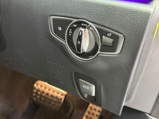 ＣＬＳクラス ＣＬＳ２２０ｄ　スポーツ　エクスクルーシブパッケージ　サンルーフ　黒革シート　３６０°カメラ　ベンチレーション　シートヒーター　パワーシート　ＨＵＤ　パワートランク　Ｂｕｒｍｅｓｔｅｒ　レーダーセーフティＰＫＧ　エアバランスＰＫＧ　キーレスゴー（24枚目）