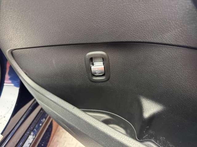 Ｃクラスステーションワゴン Ｃ２２０ｄ　ワゴンアバンギャルド　ＡＭＧライン　パノラマＳＲ　ベーシックＰＫＧ　１オーナー　ＨＵＤ　ナビ　３６０°カメラ　ＡＣＣ　ＢＳＭ　ハーフレザーシート　シートヒーター　パワーシート　パーキングアシスト　ＬＥＤヘッドライト　オートライト（30枚目）