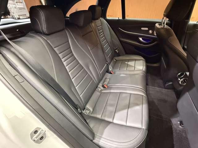 Eクラスステーションワゴン E220d ステーションワゴン スポーツ AMGラインインテリアPKG エクスクルーシブPKG パノラマSR 純正ナビ 360°カメラ HUD ACC 黒革 シートヒーター Burmesterサウンド LEDヘッドライト ハイビームアシスト(9枚目)
