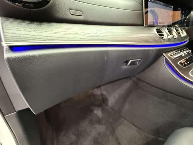 Eクラスステーションワゴン E220d ステーションワゴン スポーツ AMGラインインテリアPKG エクスクルーシブPKG パノラマSR 純正ナビ 360°カメラ HUD ACC 黒革 シートヒーター Burmesterサウンド LEDヘッドライト ハイビームアシスト(34枚目)