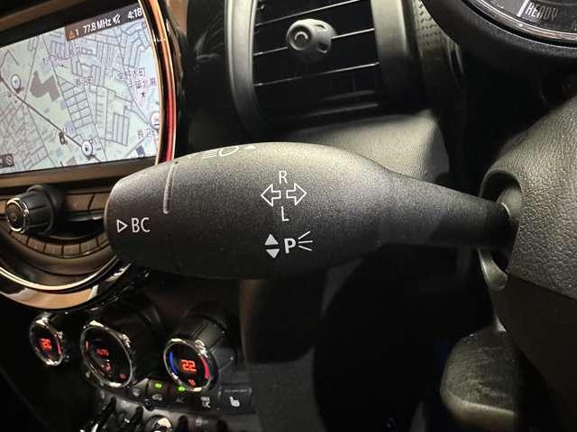 ＭＩＮＩ クーパーＤ　ストリートスタイル　黒革シート　専用アルミホイール　純正ナビ　バックカメラ　ＰＤＣ　コンフォートアクセス　シートヒーター　ペッパーＰＫＧ　ＬＥＤヘッドライト　ＥＴＣ（23枚目）