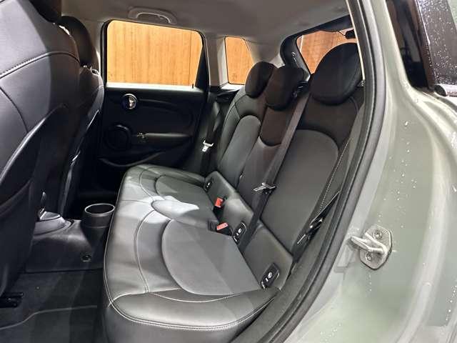 ＭＩＮＩ クーパーＤ　ストリートスタイル　黒革シート　専用アルミホイール　純正ナビ　バックカメラ　ＰＤＣ　コンフォートアクセス　シートヒーター　ペッパーＰＫＧ　ＬＥＤヘッドライト　ＥＴＣ（34枚目）