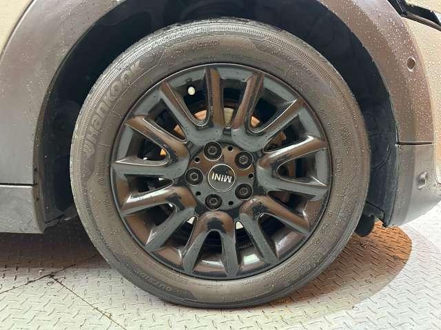 ＭＩＮＩ クーパーＤ　ストリートスタイル　黒革シート　専用アルミホイール　純正ナビ　バックカメラ　ＰＤＣ　コンフォートアクセス　シートヒーター　ペッパーＰＫＧ　ＬＥＤヘッドライト　ＥＴＣ（51枚目）