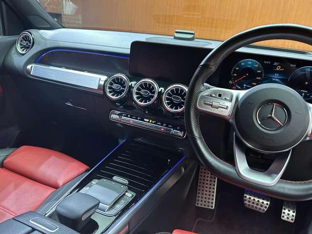 ＧＬＢ ＧＬＢ２００ｄ　４マチック　ＡＭＧライン　パノラマＳＲ　ＡＭＧレザーエクスクルーシブＰＫＧ　純正ナビ　３６０°カメラ　ＡＣＣ　ＢＳＭ　シートヒーター　パワーシート　ＬＥＤヘッドライト　ハイビームアシスト　電動リアゲート　ＥＴＣ　パドルシフト（12枚目）