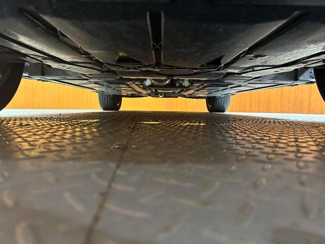 ＧＬＢ ＧＬＢ２００ｄ　４マチック　ＡＭＧライン　パノラマＳＲ　ＡＭＧレザーエクスクルーシブＰＫＧ　純正ナビ　３６０°カメラ　ＡＣＣ　ＢＳＭ　シートヒーター　パワーシート　ＬＥＤヘッドライト　ハイビームアシスト　電動リアゲート　ＥＴＣ　パドルシフト（65枚目）