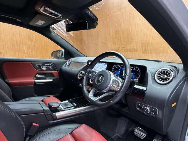 ＧＬＡクラス ＧＬＡ２００ｄ　４マチック　ＡＭＧライン　パノラマＳＲ　ＡＭＧレザーＥＸＣ　アドバンスドＰ　ＨＵＤ　純正ナビ　３６０°カメラ　ＡＣＣ　ＢＳＭ　シートヒーター　パワーシート　ＬＥＤヘッドライト　オートライト　電動リアゲート　パーキングアシスト（5枚目）