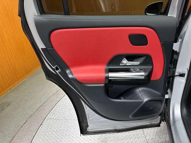 ＧＬＡクラス ＧＬＡ２００ｄ　４マチック　ＡＭＧライン　パノラマＳＲ　ＡＭＧレザーＥＸＣ　アドバンスドＰ　ＨＵＤ　純正ナビ　３６０°カメラ　ＡＣＣ　ＢＳＭ　シートヒーター　パワーシート　ＬＥＤヘッドライト　オートライト　電動リアゲート　パーキングアシスト（44枚目）