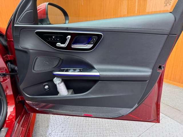 Ｃクラスステーションワゴン Ｃ２２０ｄ　ワゴンアバンギャルド　ＡＭＧライン　パノラマＳＲ　ベーシックＰＫＧ　１オーナー　ＨＵＤ　純正ナビ　３６０°カメラ　ＡＣＣ　ＢＳＭ　半革　シートヒーター　パワーシート　ＬＥＤヘッドライト　ハイビームアシスト　電動リアゲート　ＥＴＣ（45枚目）
