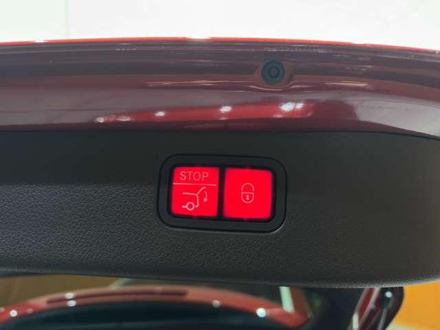 Ｃクラスステーションワゴン Ｃ２２０ｄ　ワゴンアバンギャルド　ＡＭＧライン　パノラマＳＲ　ベーシックＰＫＧ　１オーナー　ＨＵＤ　純正ナビ　３６０°カメラ　ＡＣＣ　ＢＳＭ　半革　シートヒーター　パワーシート　ＬＥＤヘッドライト　ハイビームアシスト　電動リアゲート　ＥＴＣ（52枚目）