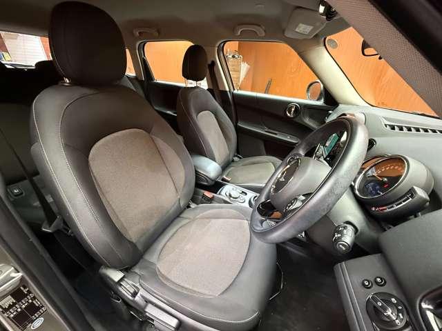 MINI クロスオーバー バッキンガム インテリジェントセーフティ 純正ナビ クルーズコントロール LEDヘッドライト オートライト スマートキー 純正16インチAW ETC 横滑り防止機能 アイドリングストップ Bluetooth(6枚目)