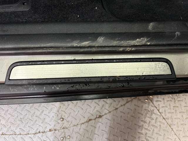 MINI クロスオーバー バッキンガム インテリジェントセーフティ 純正ナビ クルーズコントロール LEDヘッドライト オートライト スマートキー 純正16インチAW ETC 横滑り防止機能 アイドリングストップ Bluetooth(25枚目)